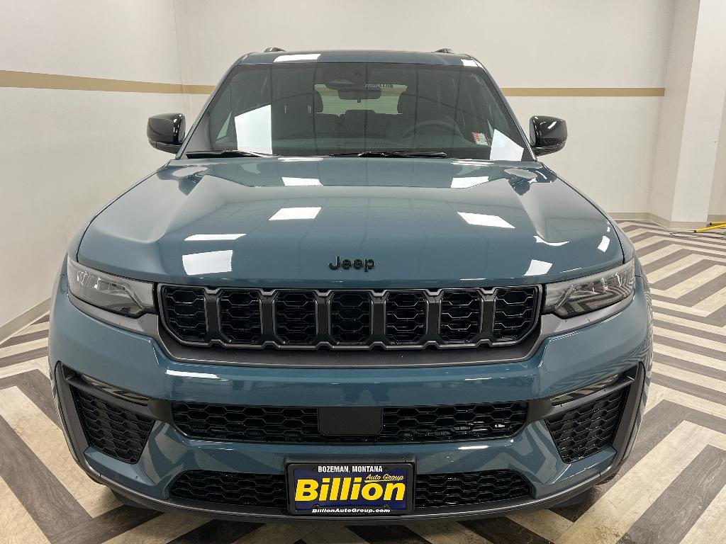 new 2026 Jeep Grand Cherokee car, priced at $44,924