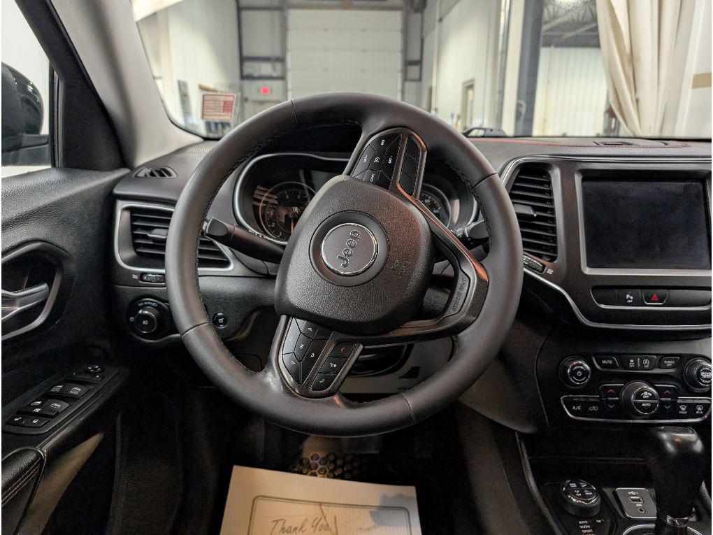 used 2022 Jeep Cherokee car, priced at $25,999