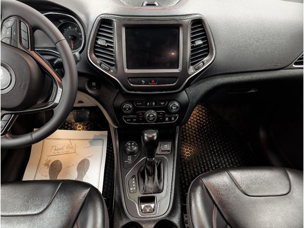 used 2022 Jeep Cherokee car, priced at $25,999