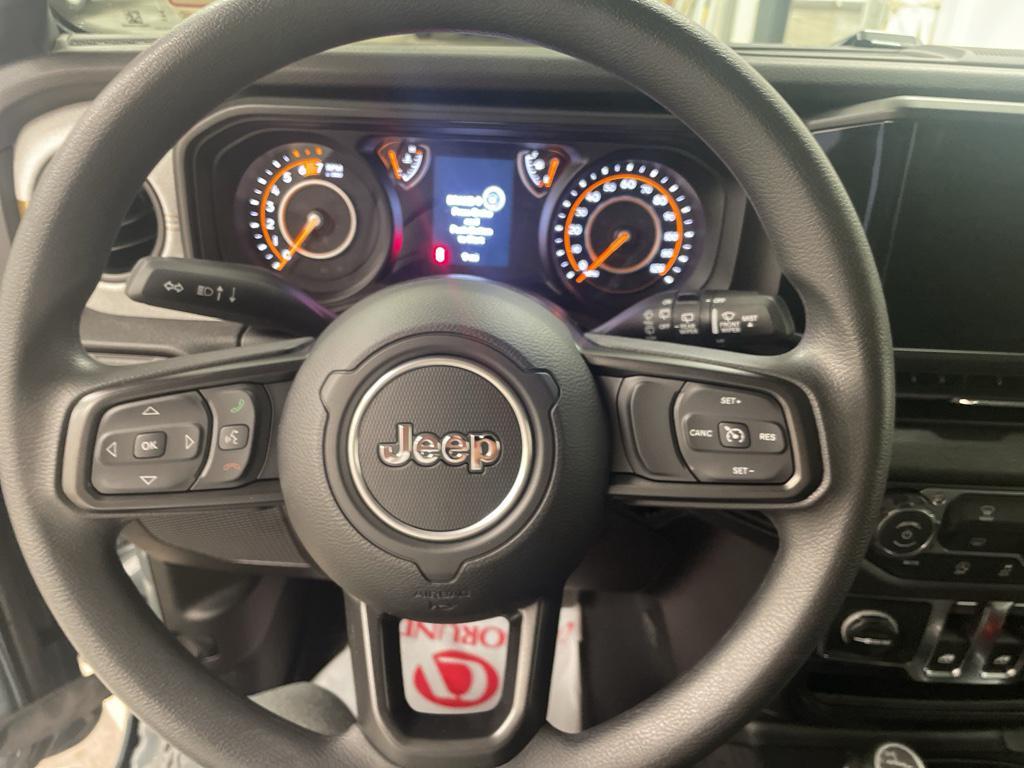 new 2026 Jeep Wrangler car, priced at $41,531