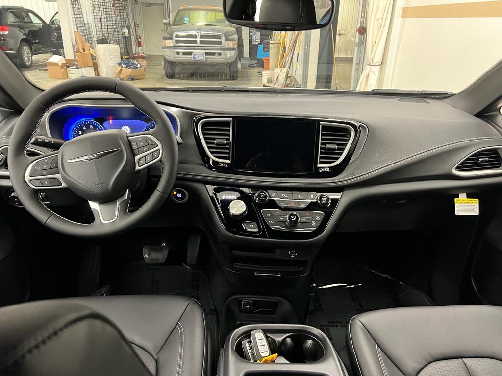 new 2026 Chrysler Pacifica car, priced at $45,893
