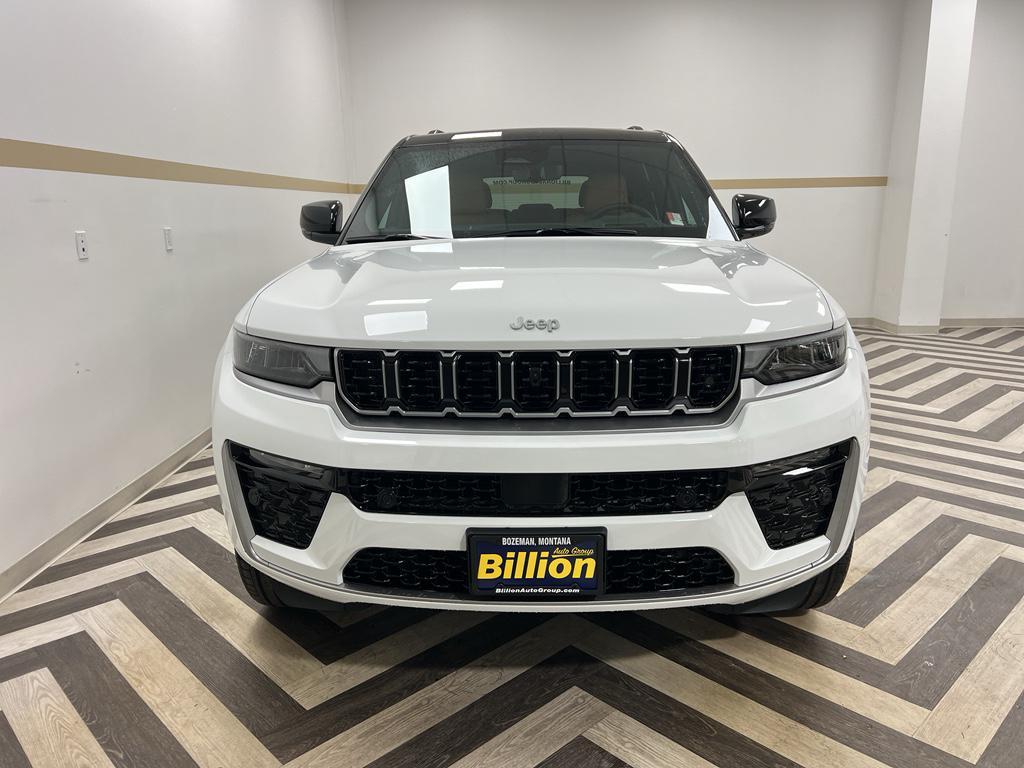 new 2026 Jeep Grand Cherokee car, priced at $59,996