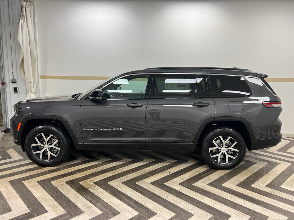 new 2025 Jeep Grand Cherokee L car, priced at $52,761