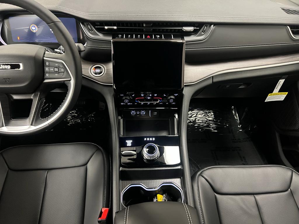 new 2025 Jeep Grand Cherokee L car, priced at $52,761