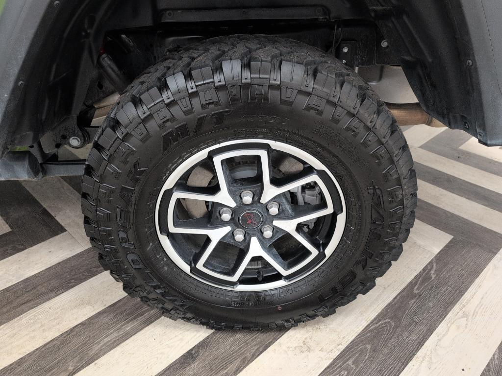 used 2025 Jeep Gladiator car, priced at $48,999