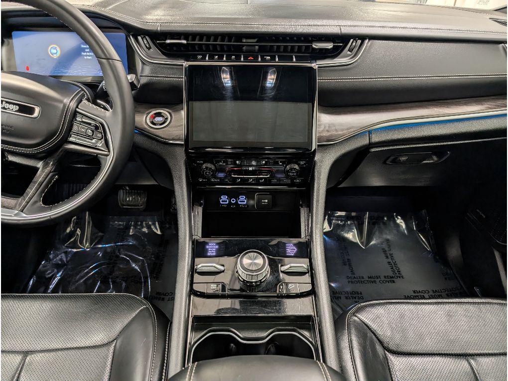 used 2024 Jeep Grand Cherokee car, priced at $39,499