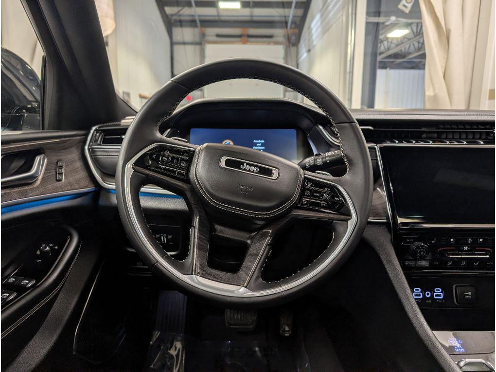 used 2024 Jeep Grand Cherokee car, priced at $39,499