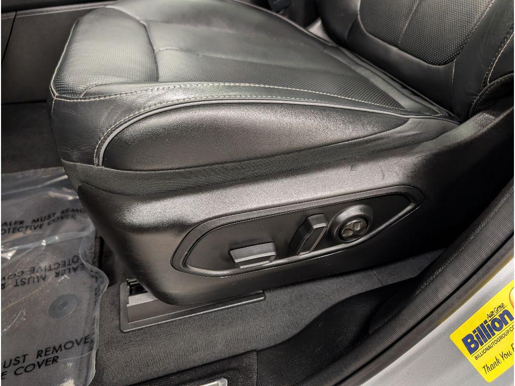 used 2024 Jeep Grand Cherokee car, priced at $39,499