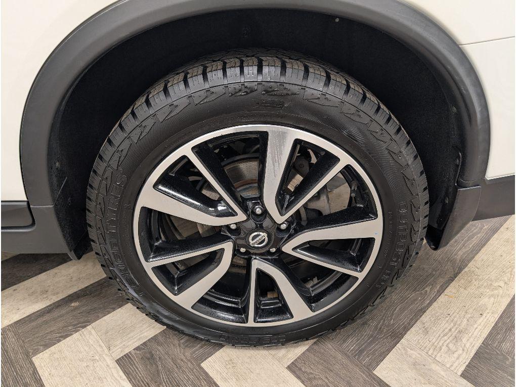 used 2018 Nissan Rogue car, priced at $15,349