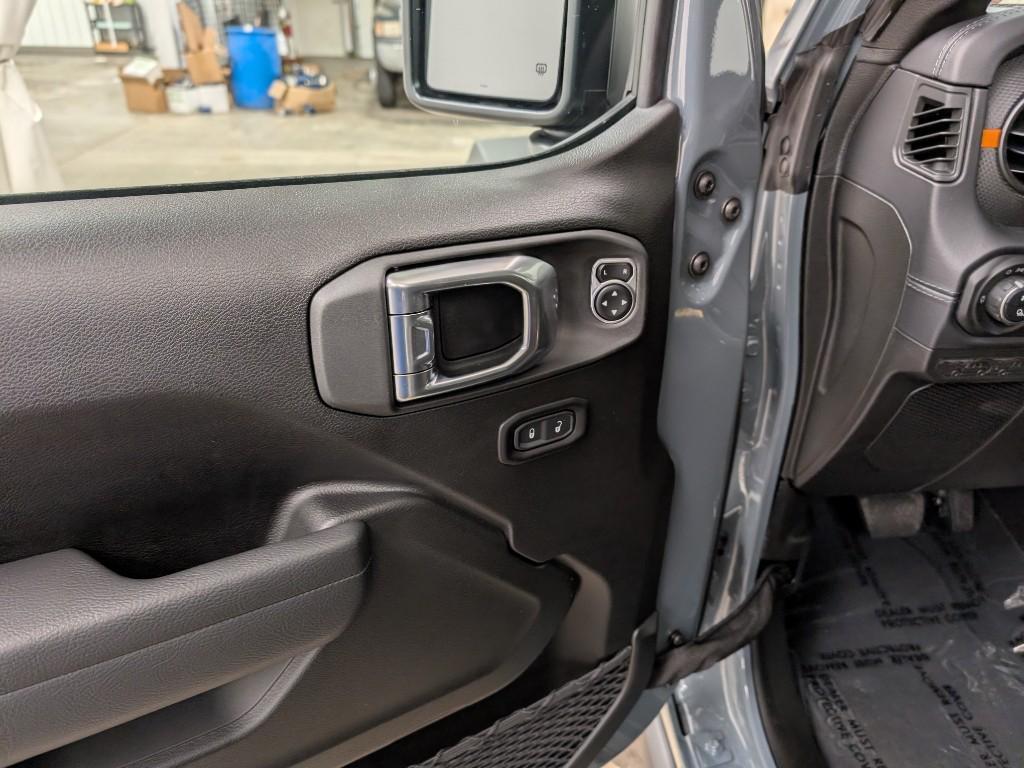 new 2026 Jeep Gladiator car, priced at $55,853