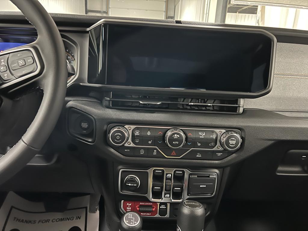 new 2026 Jeep Gladiator car, priced at $49,484