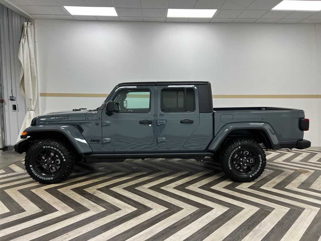 new 2026 Jeep Gladiator car, priced at $49,484