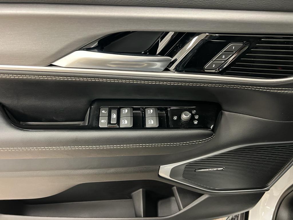 new 2026 Jeep Grand Wagoneer car, priced at $72,895