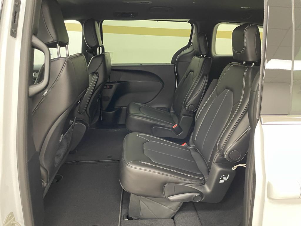 new 2026 Chrysler Pacifica car, priced at $44,160