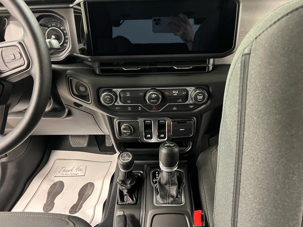 new 2026 Jeep Wrangler car, priced at $40,682