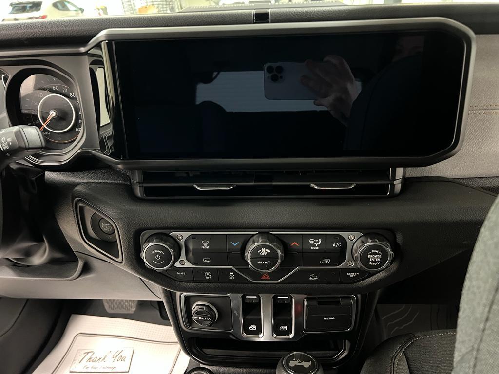 new 2026 Jeep Wrangler car, priced at $40,682