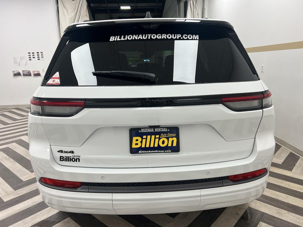 new 2026 Jeep Grand Cherokee car, priced at $51,571