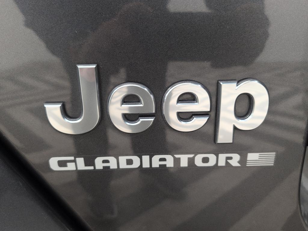 used 2023 Jeep Gladiator car, priced at $30,499