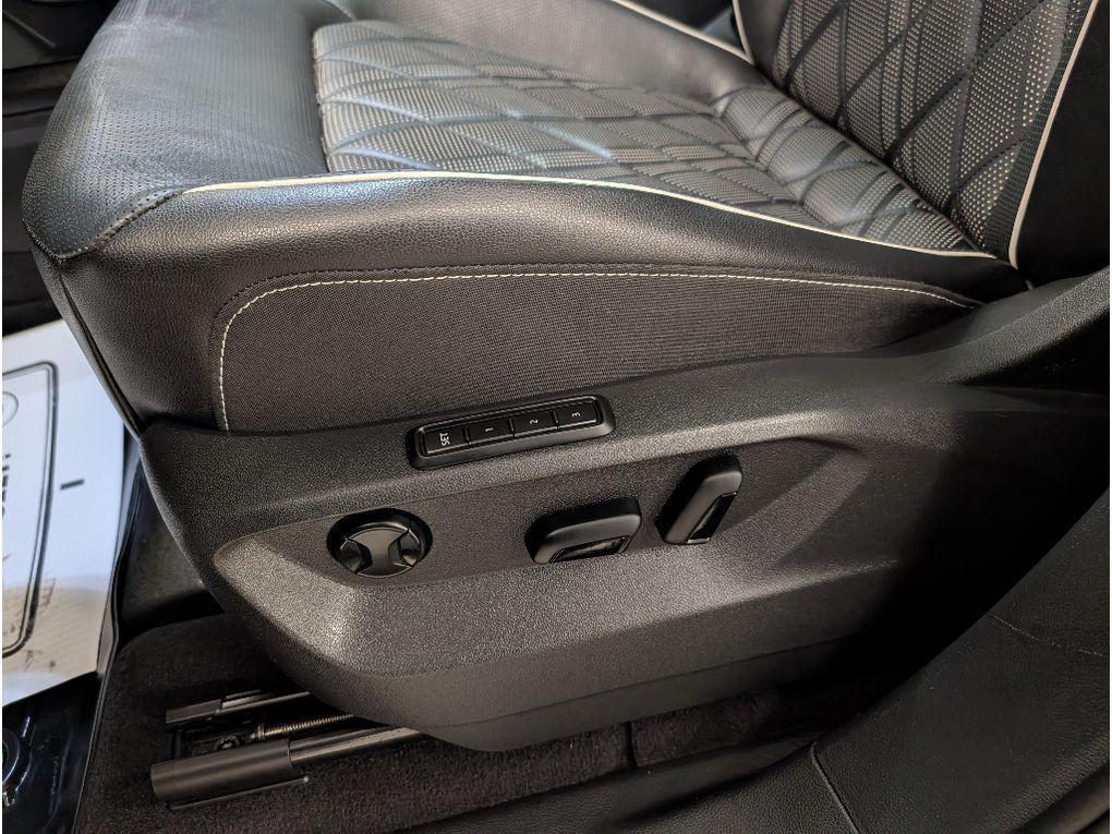 used 2024 Volkswagen Atlas car, priced at $38,499