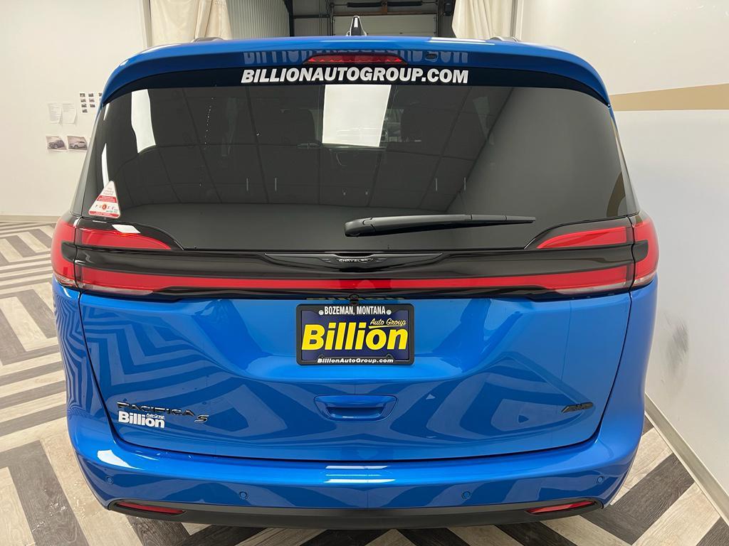 new 2026 Chrysler Pacifica car, priced at $46,356