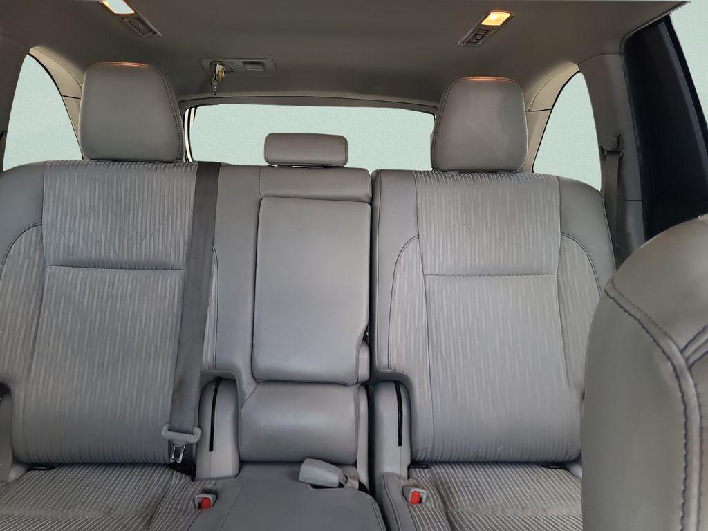 used 2019 Toyota Highlander car, priced at $21,976