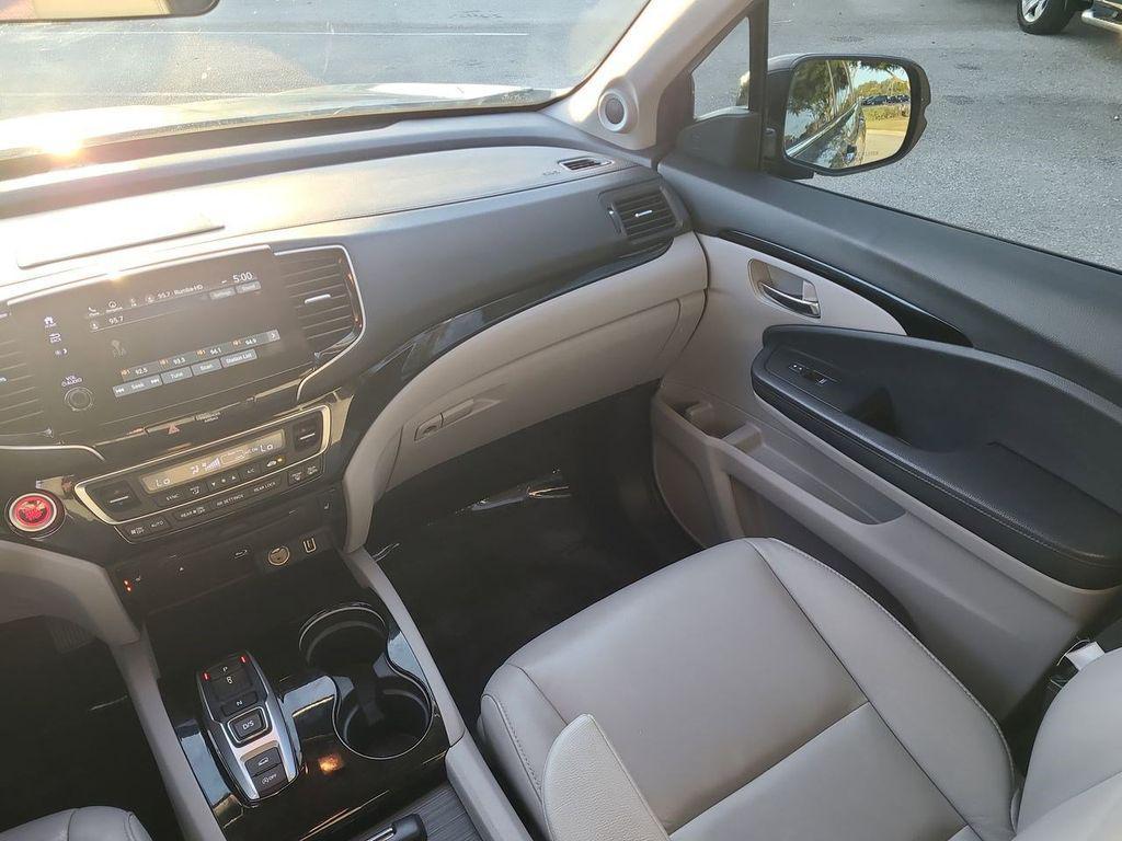 used 2020 Honda Pilot car, priced at $26,999