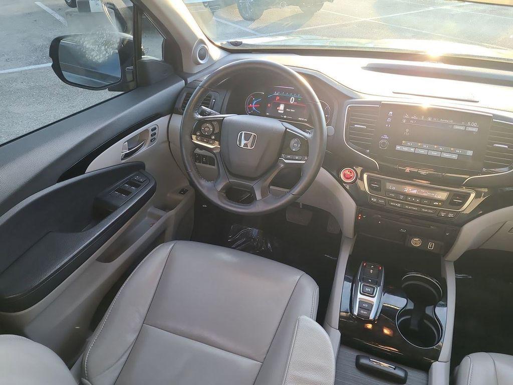 used 2020 Honda Pilot car, priced at $26,999