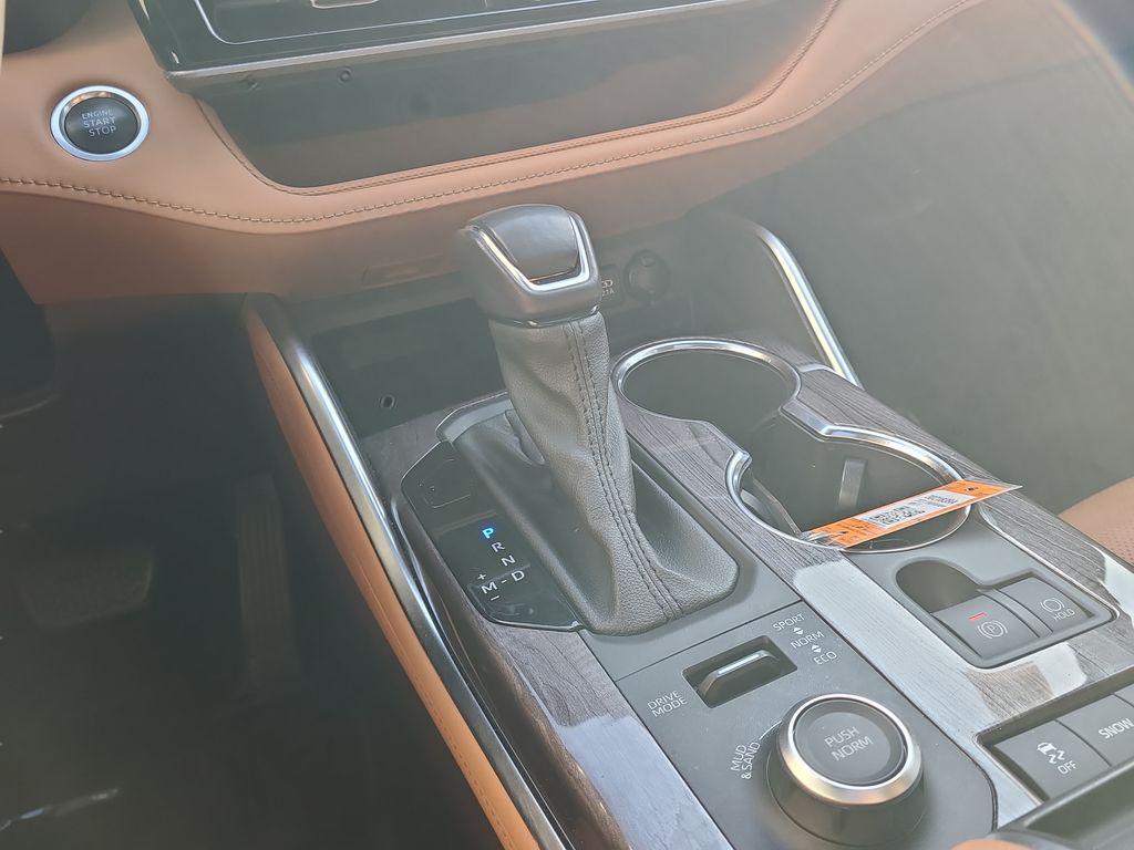 used 2021 Toyota Highlander car, priced at $30,494