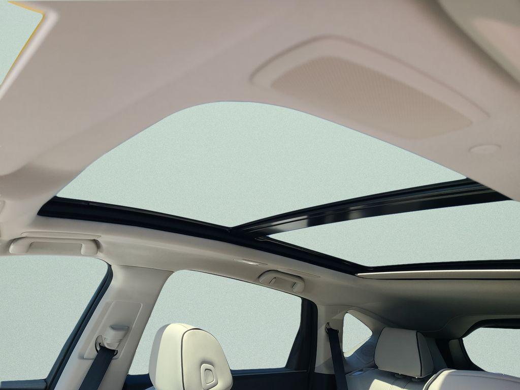 new 2026 Acura RDX car, priced at $54,900