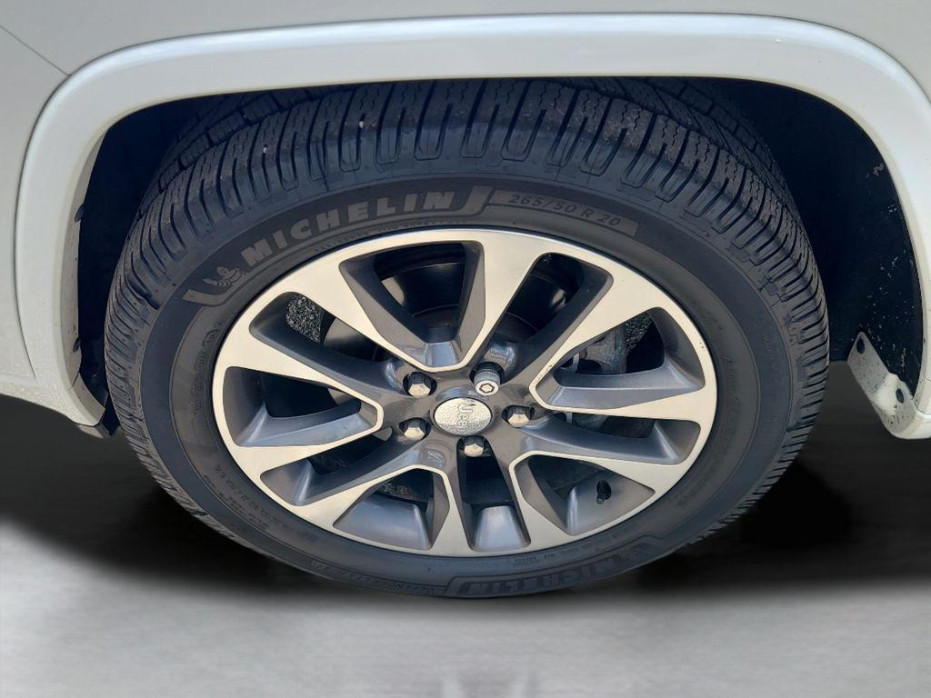 used 2017 Jeep Grand Cherokee car, priced at $16,794