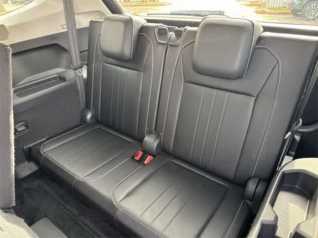 used 2024 Volkswagen Tiguan car, priced at $22,019