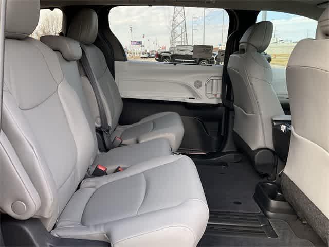 new 2026 Toyota Sienna car, priced at $47,648