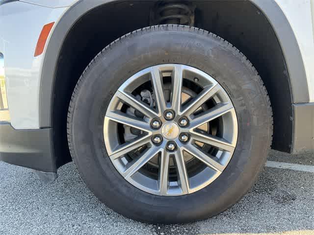 used 2023 Chevrolet Traverse car, priced at $19,987