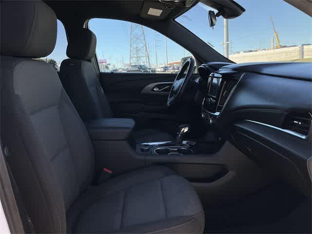 used 2023 Chevrolet Traverse car, priced at $19,987