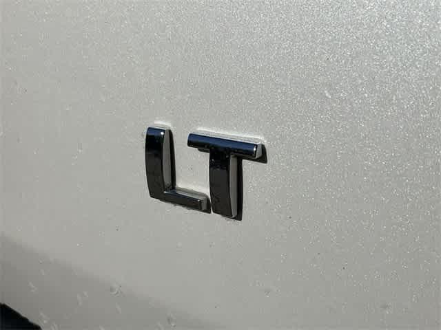 used 2023 Chevrolet Traverse car, priced at $19,987