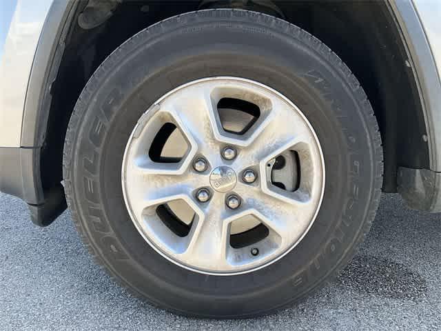 used 2014 Jeep Grand Cherokee car, priced at $8,783