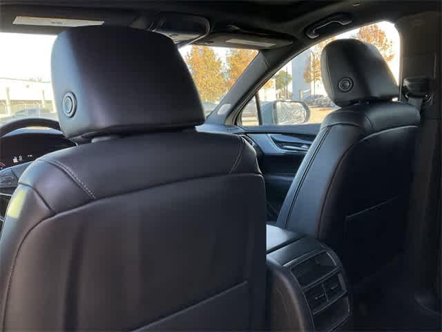 used 2023 Cadillac XT5 car, priced at $26,115