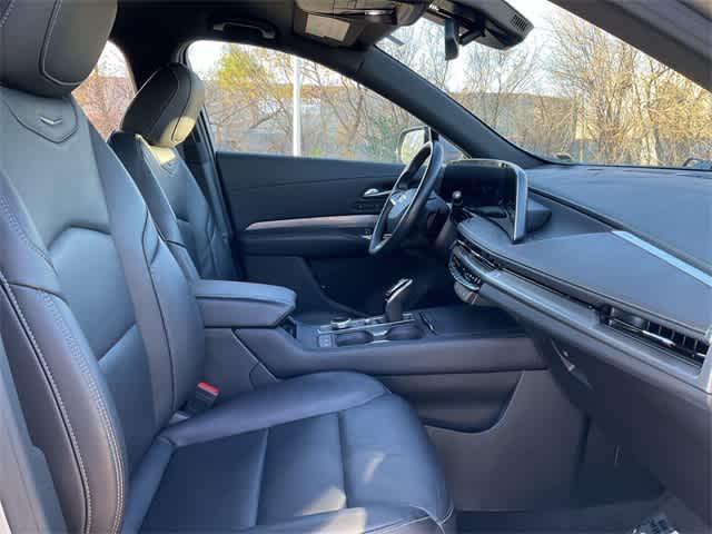 used 2024 Cadillac XT4 car, priced at $27,672