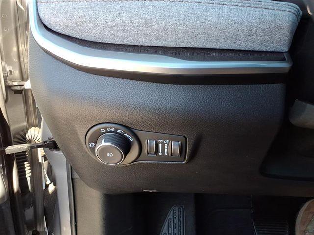 used 2022 Jeep Compass car, priced at $18,348