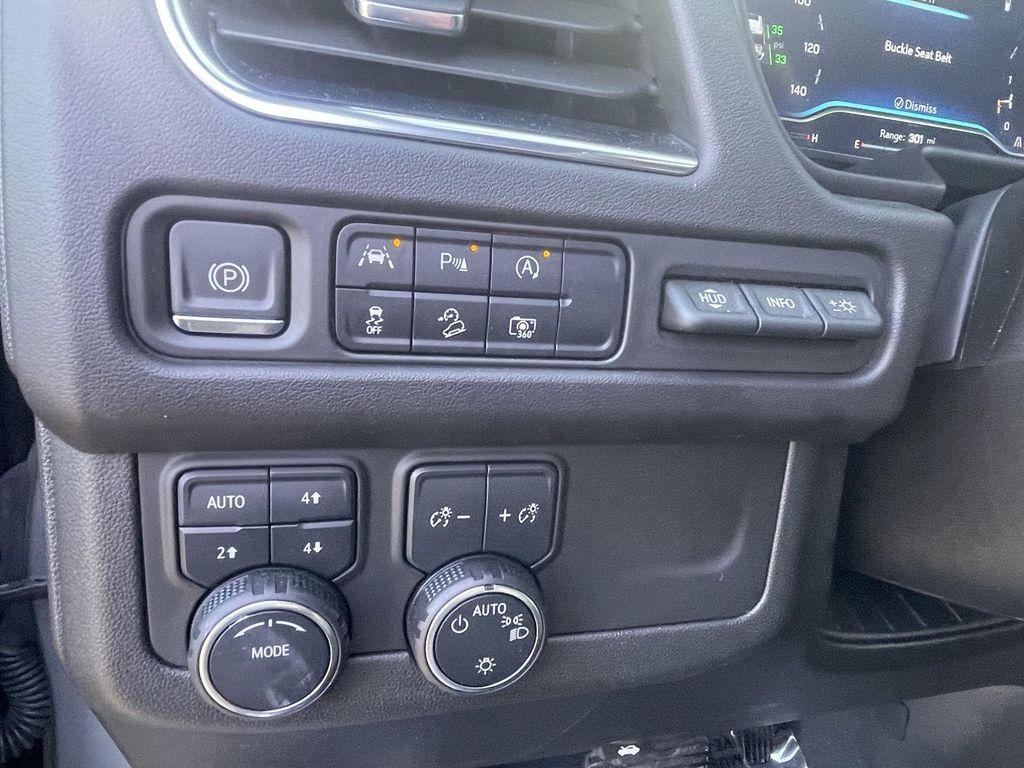 used 2024 Chevrolet Tahoe car, priced at $63,990