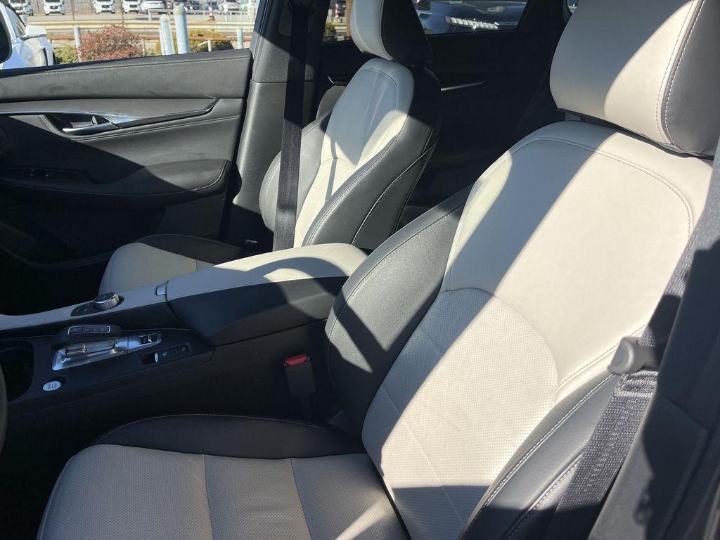 used 2025 INFINITI QX55 car, priced at $38,990