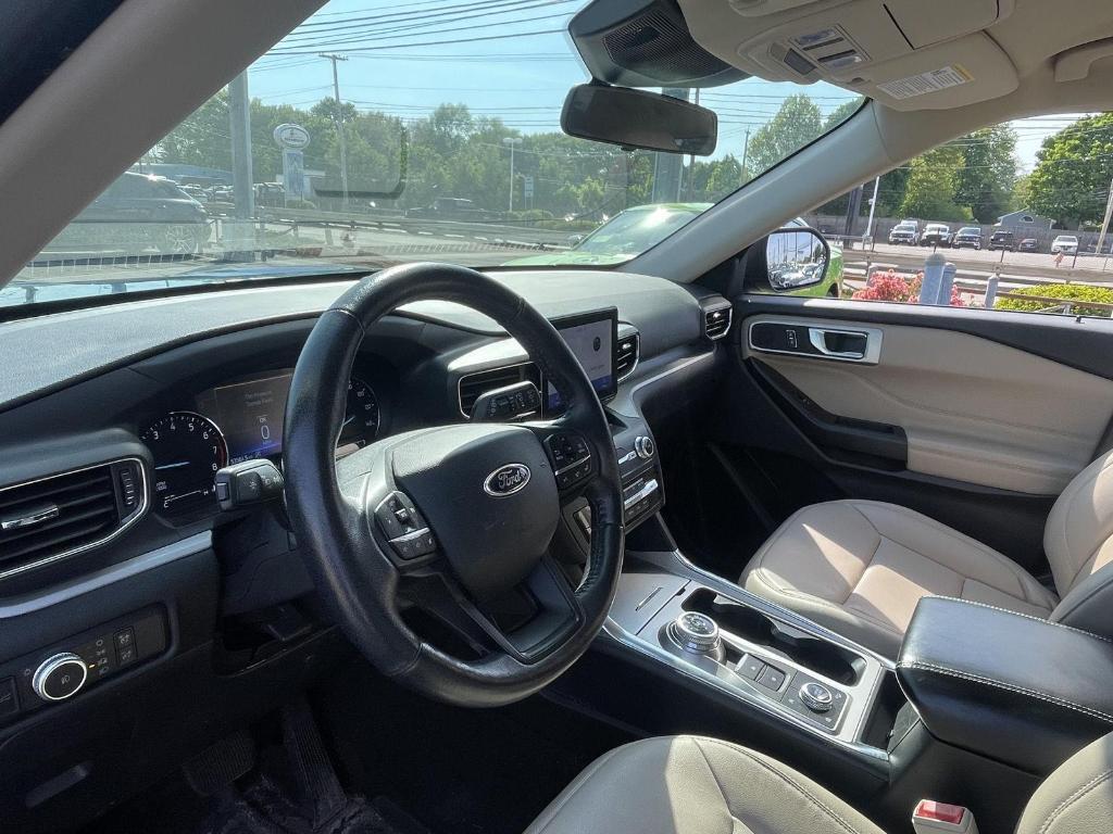 used 2020 Ford Explorer car