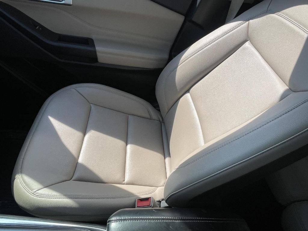 used 2020 Ford Explorer car