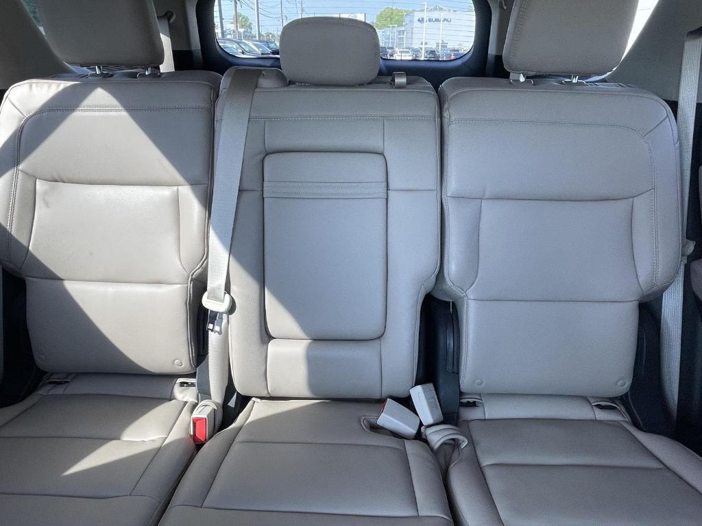 used 2020 Ford Explorer car