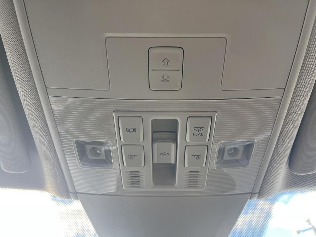 used 2021 Volkswagen Atlas car, priced at $20,900