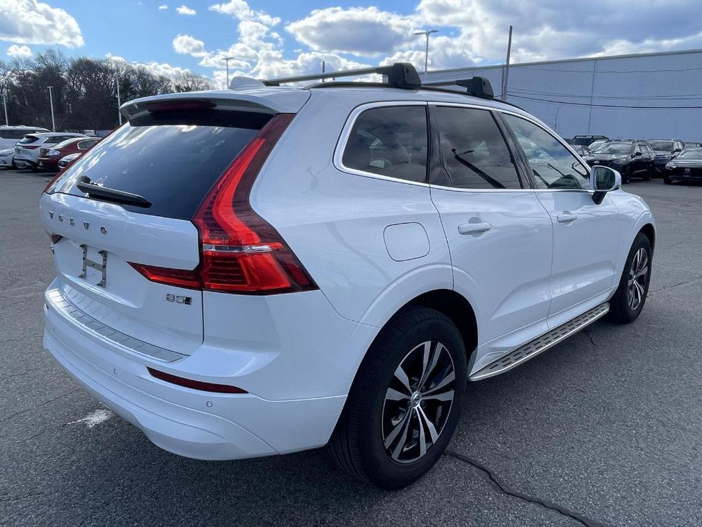used 2023 Volvo XC60 car, priced at $28,900