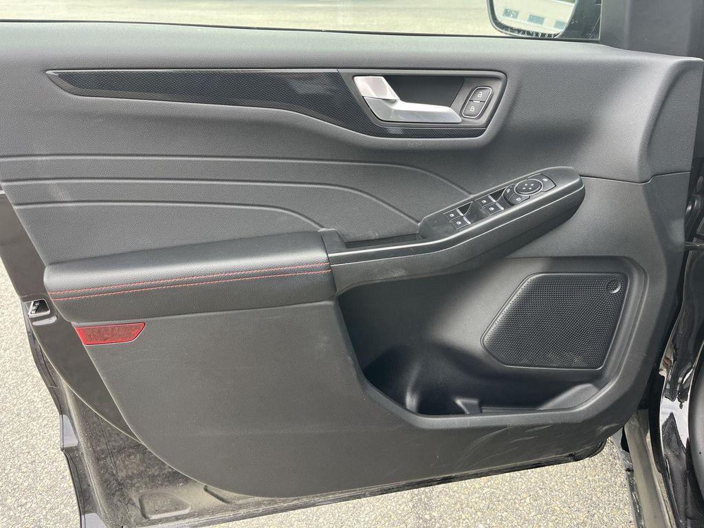 used 2025 Ford Escape car, priced at $24,700