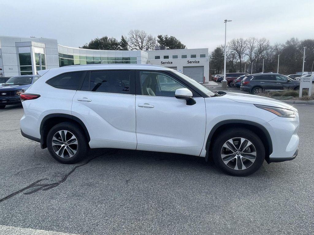 used 2023 Toyota Highlander car, priced at $34,990