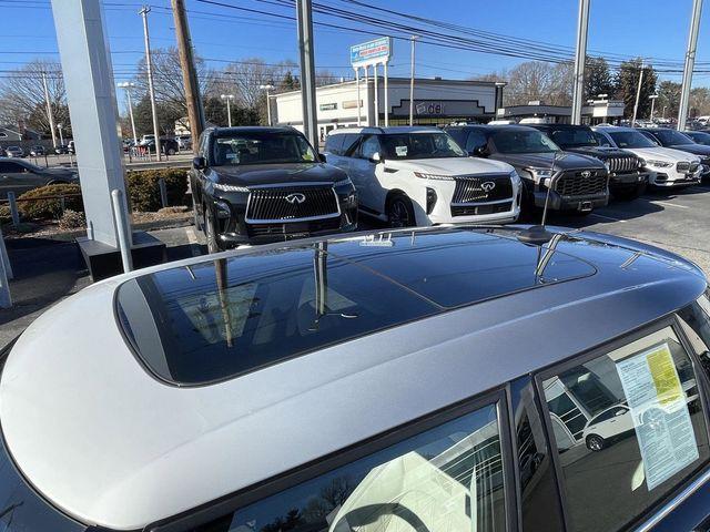used 2023 MINI Hardtop car, priced at $21,900