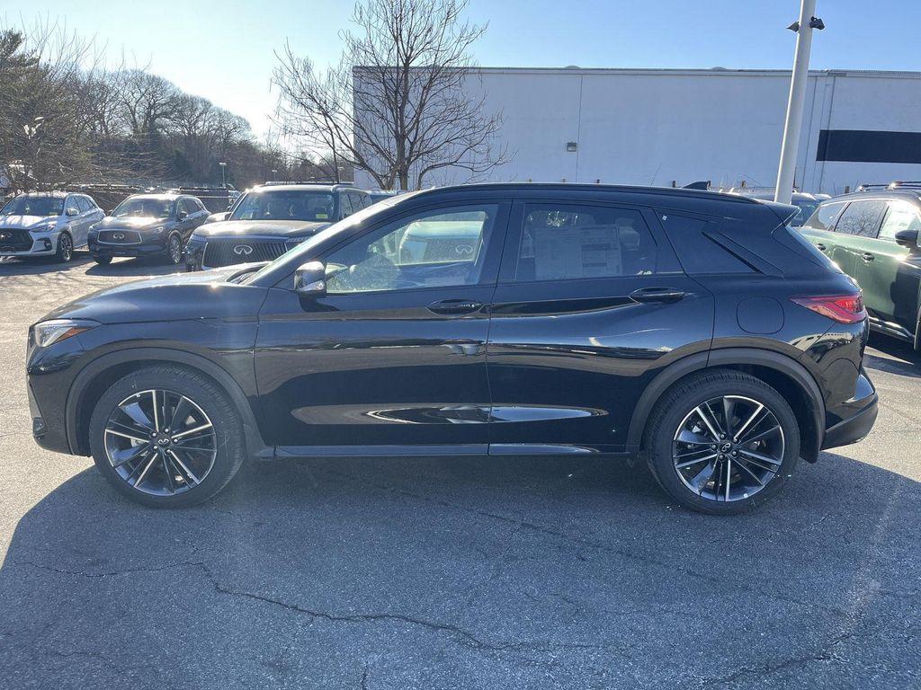 new 2025 INFINITI QX50 car, priced at $43,270